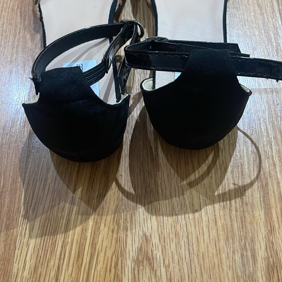 ANKLE FLATS - Picture 4 of 4